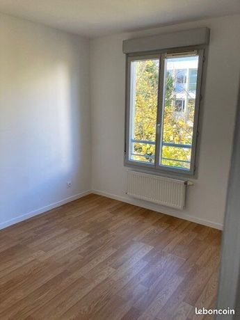 Appartement à louer, 84m², Grigny
