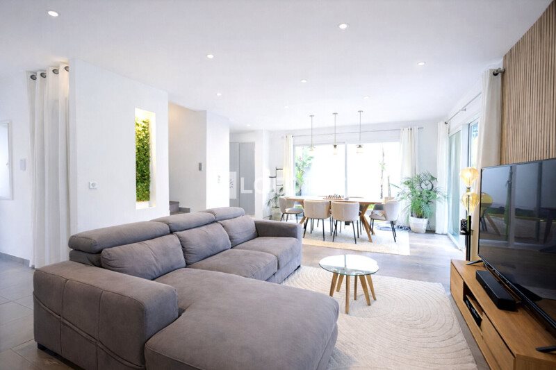 Maison à vendre, 103m², Valbonne