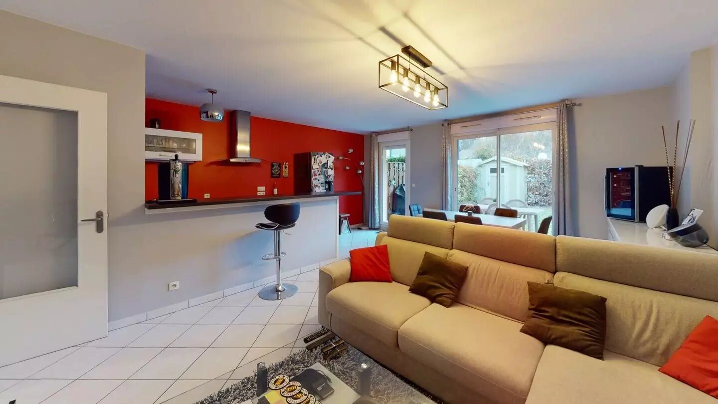 Appartement à louer, 74m², Lèves