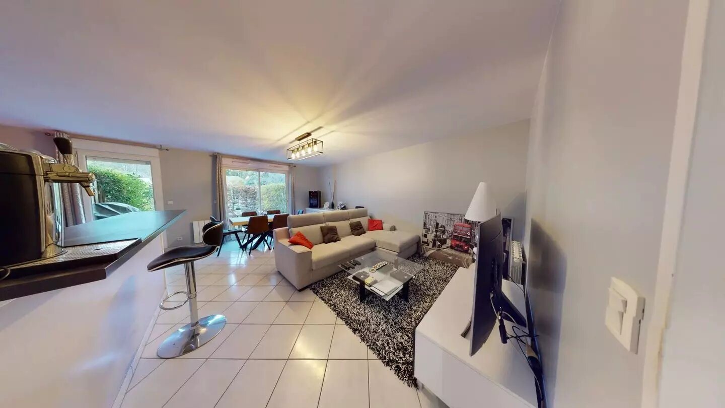 Appartement à louer, 74m², Lèves