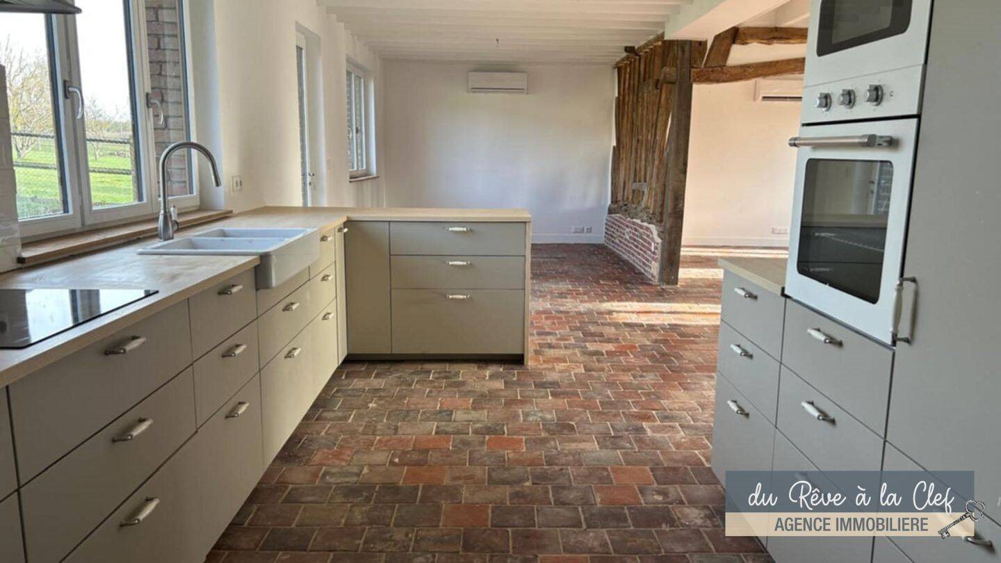 Maison à louer, 146m², Valailles