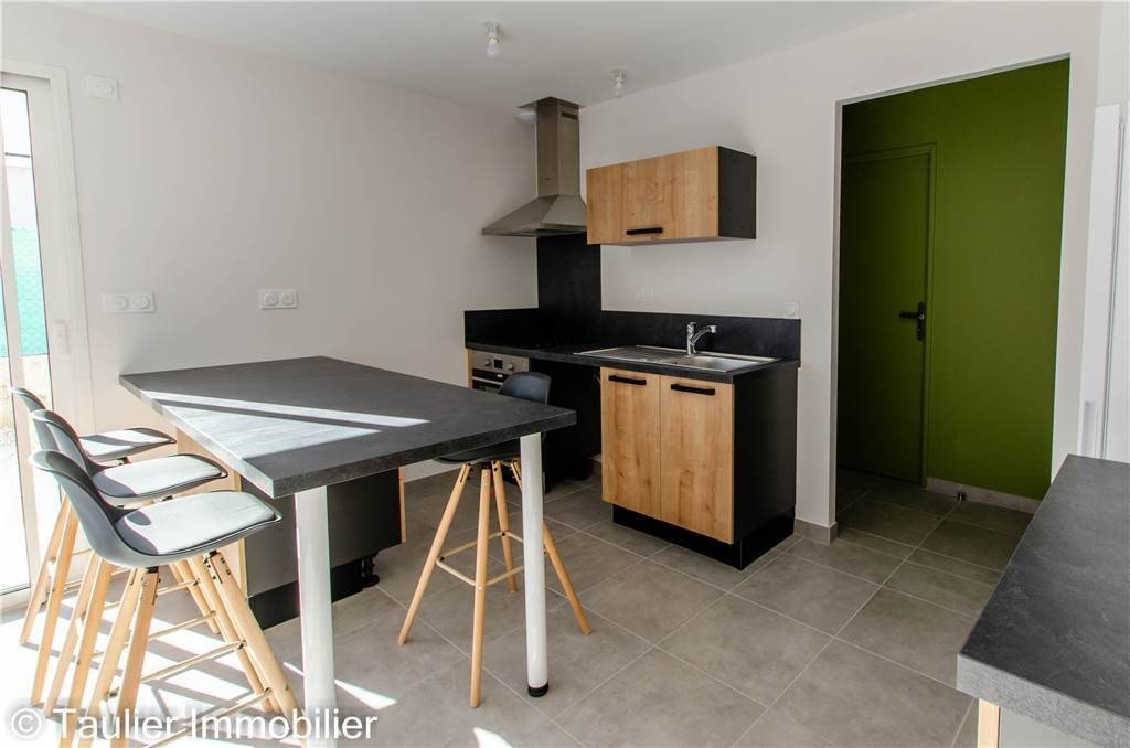 Maison à louer, 91m², Saint-Romans