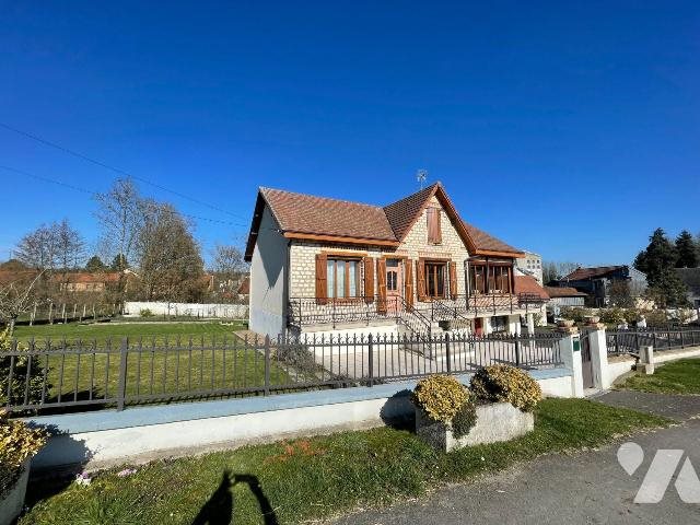 Maison à vendre, 153m², Saulces-Monclin