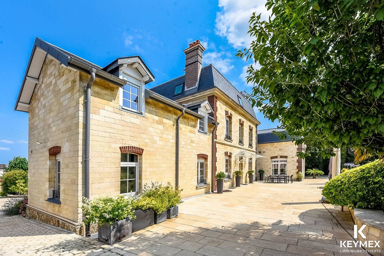 Maison à vendre, 450m², Parmain