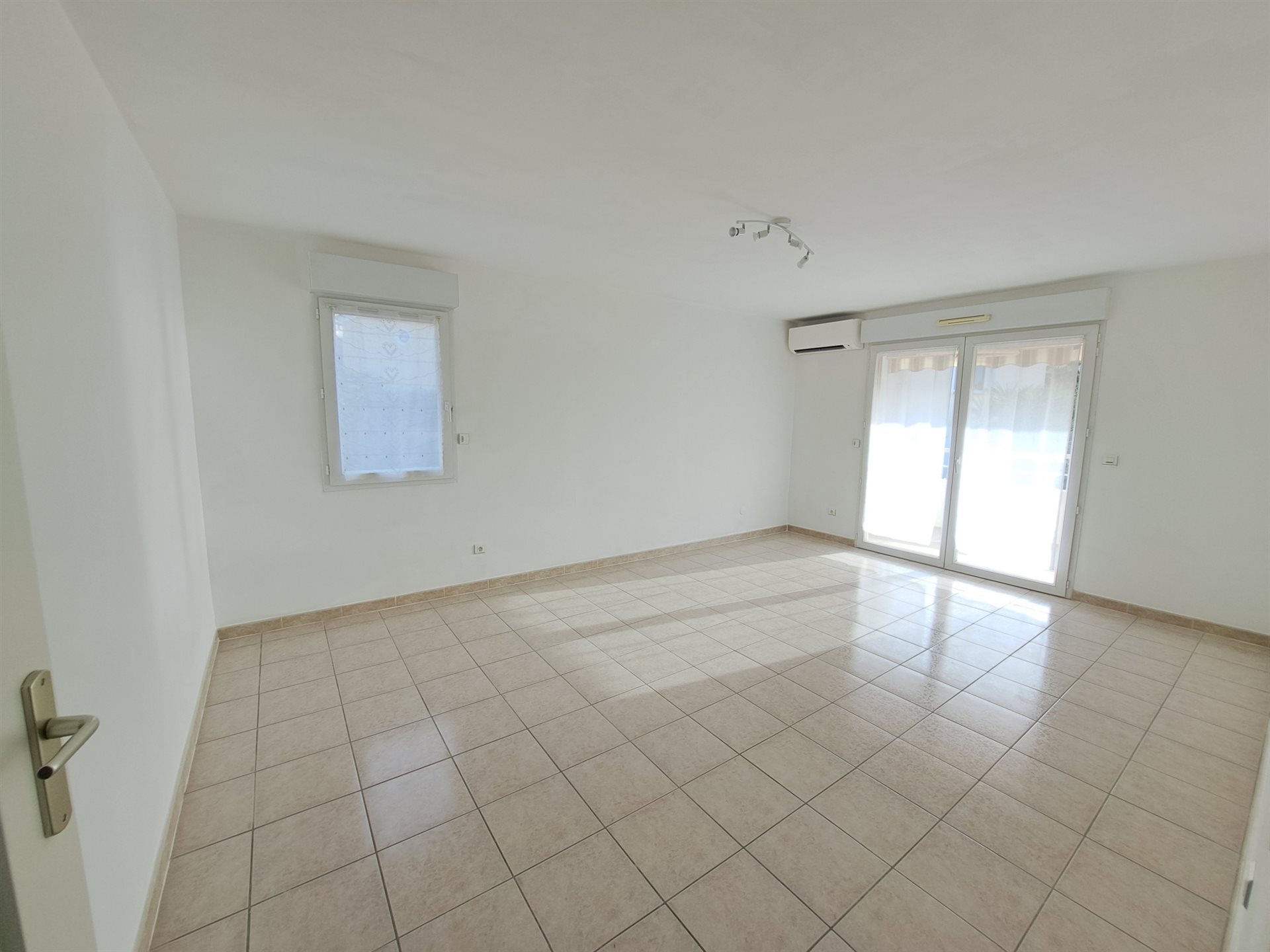Appartement à louer, 68m², Toulon
