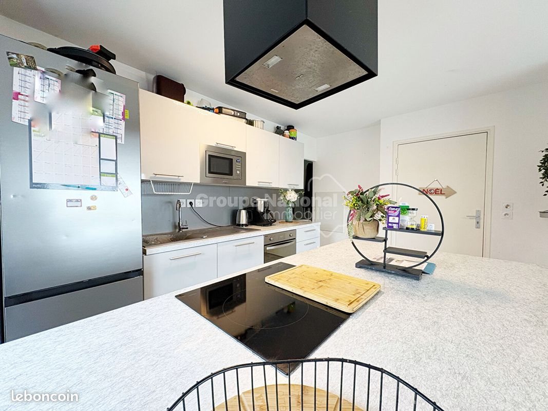 Appartement à louer, 70m², Marseille 14ème