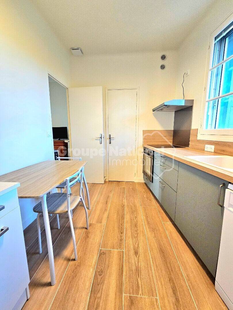 Appartement à louer, 69m², Grans