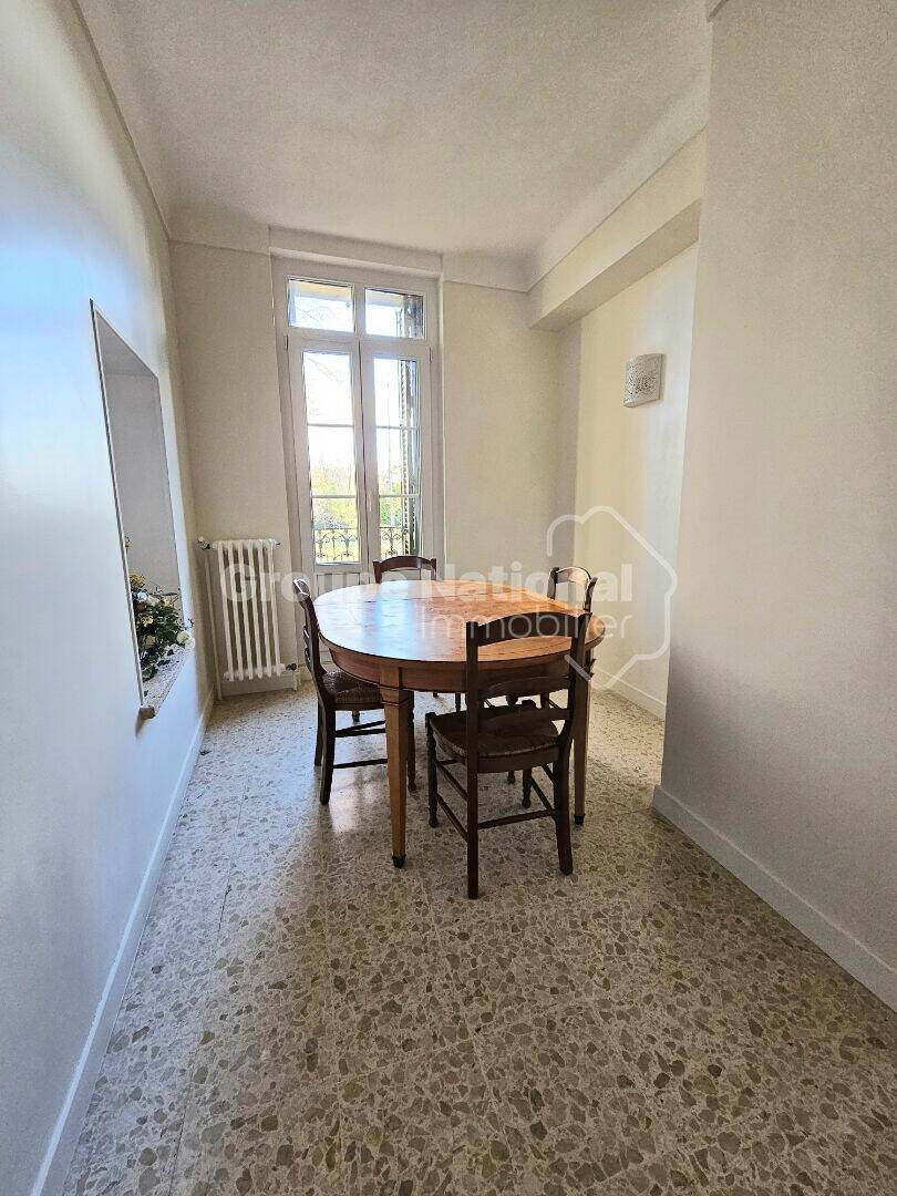 Appartement à louer, 69m², Grans