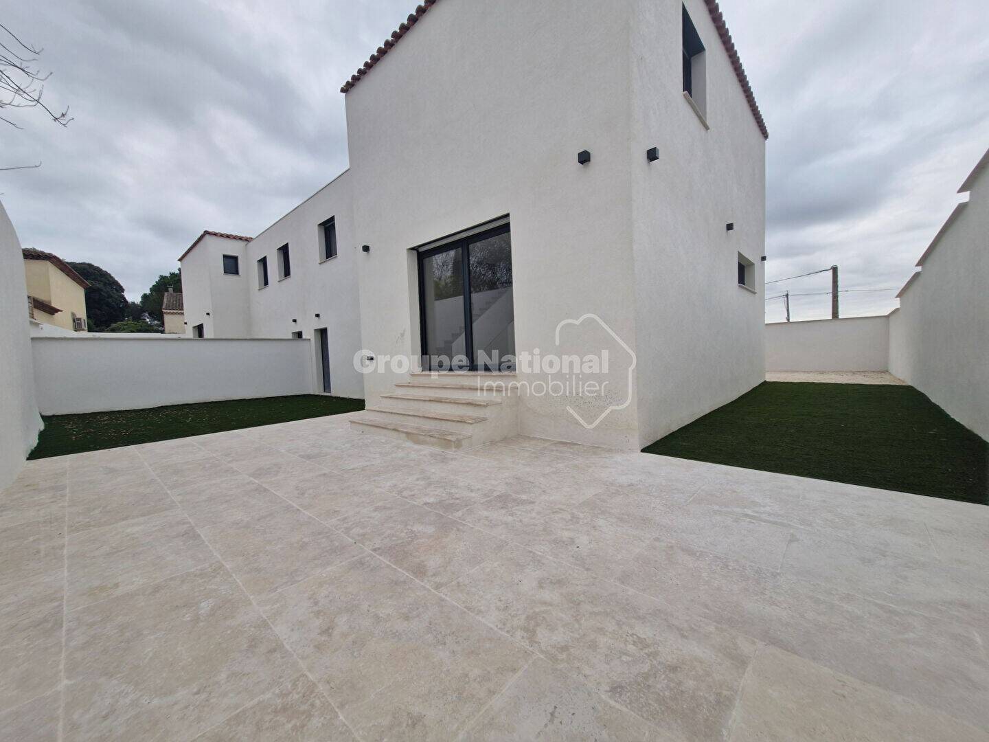 Maison à louer, 99m², Saint-Chamas