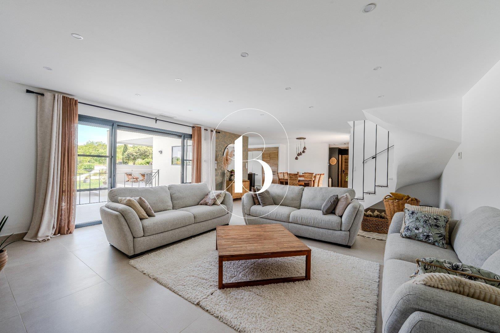 Maison à vendre, 185m², Goudargues