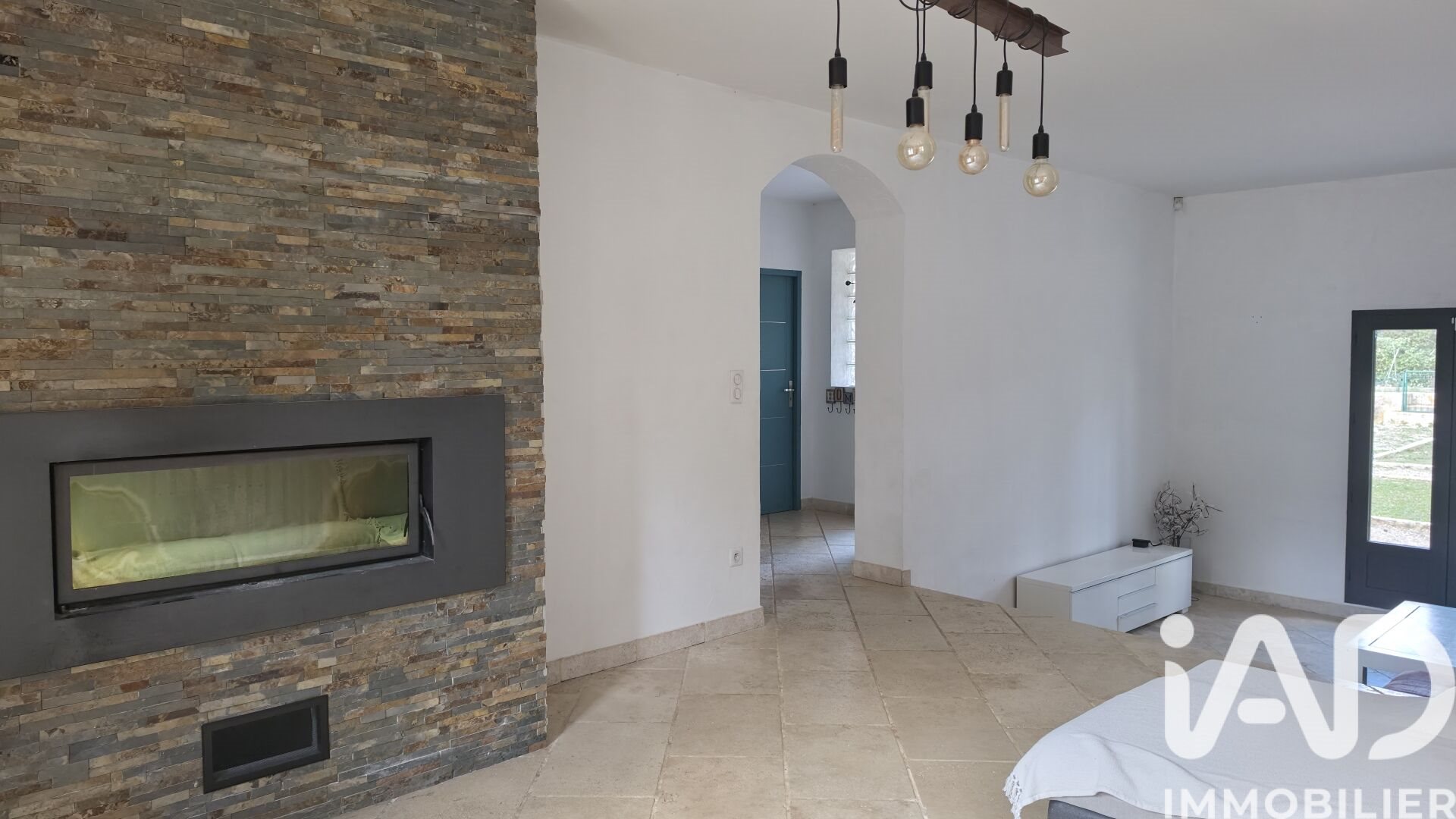 Maison à louer, 191m², Plan-d'Aups-Sainte-Baume