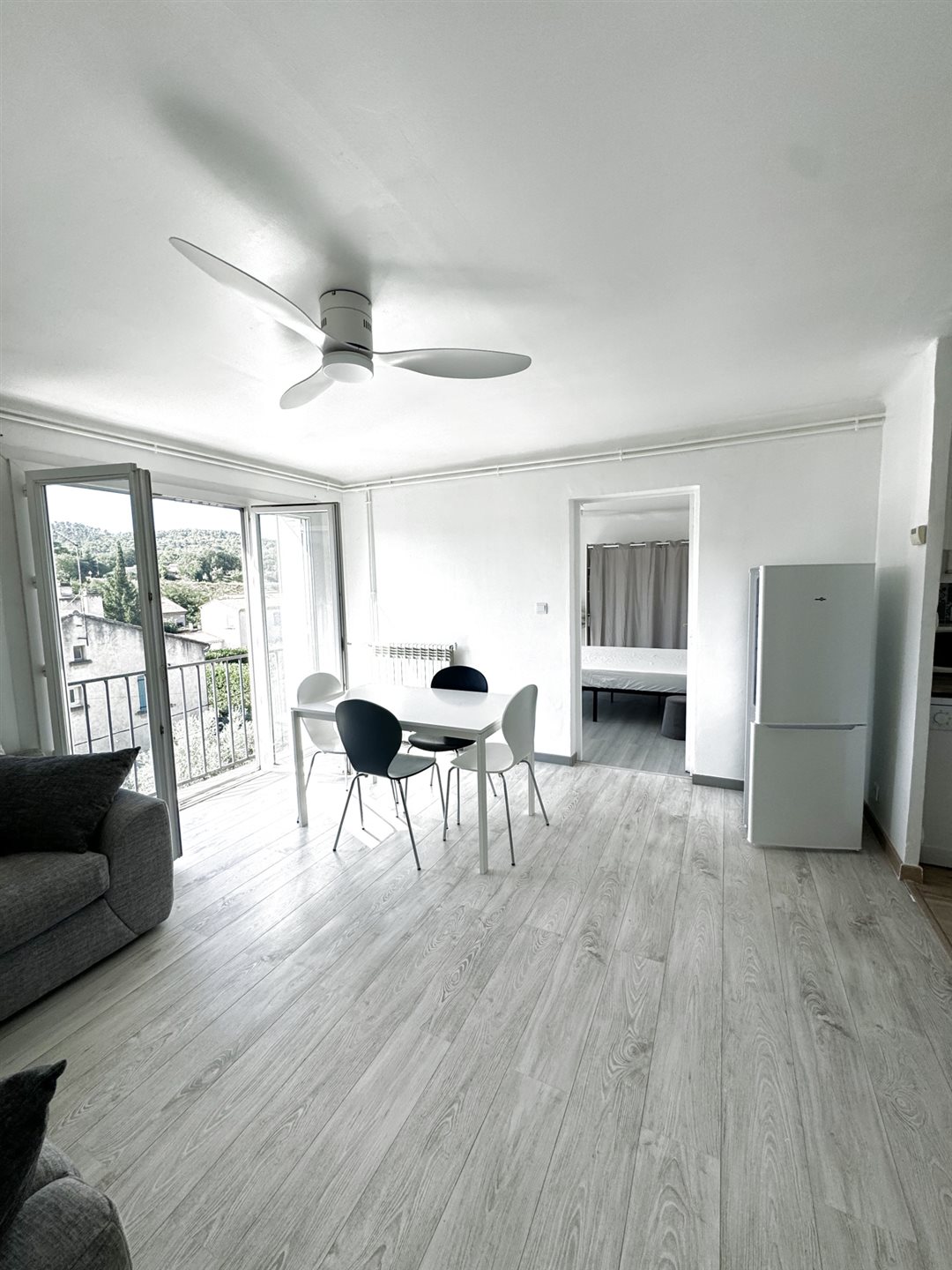 Appartement à vendre, 42m², Peyrolles-en-Provence