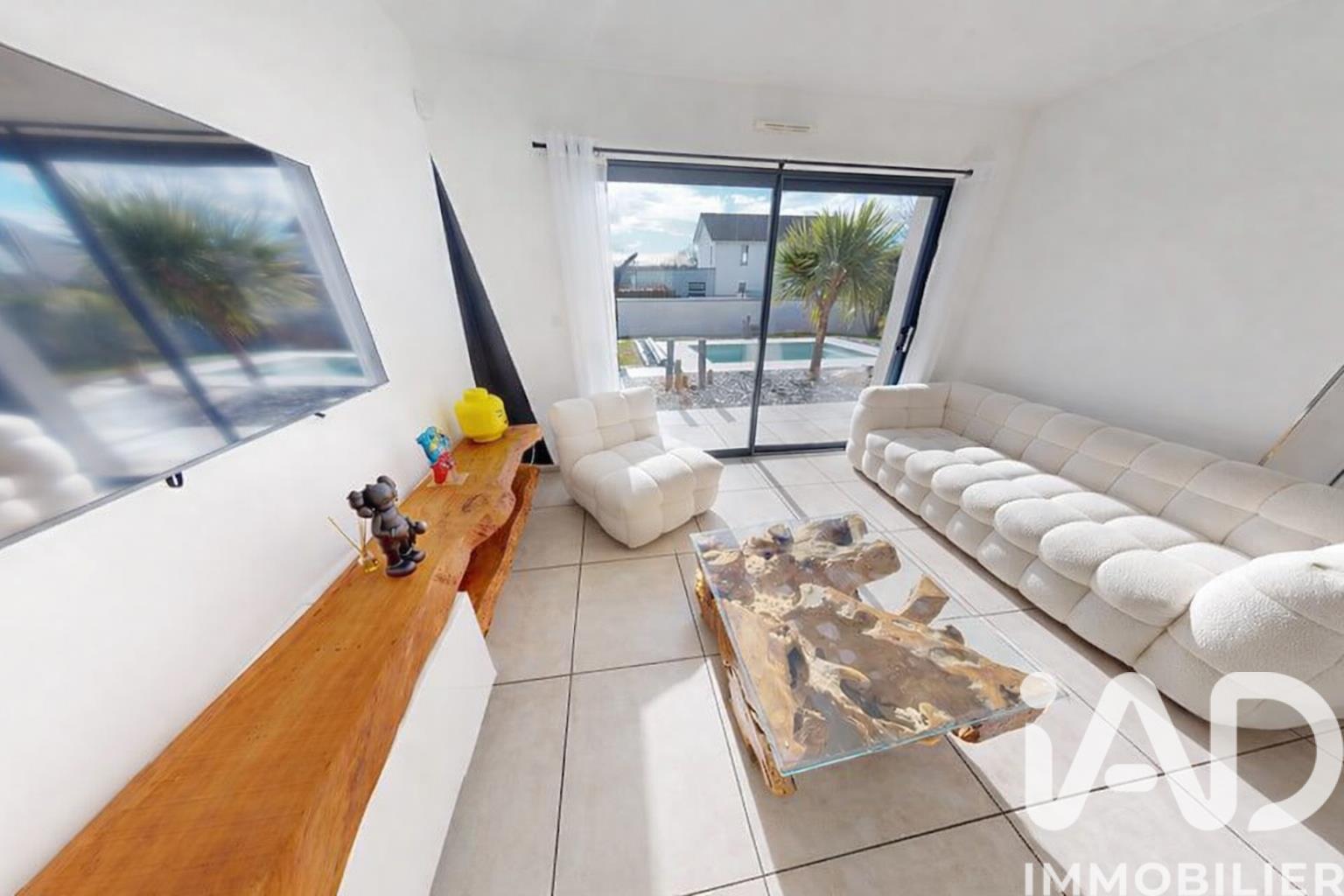 Maison à vendre, 132m², Nousty