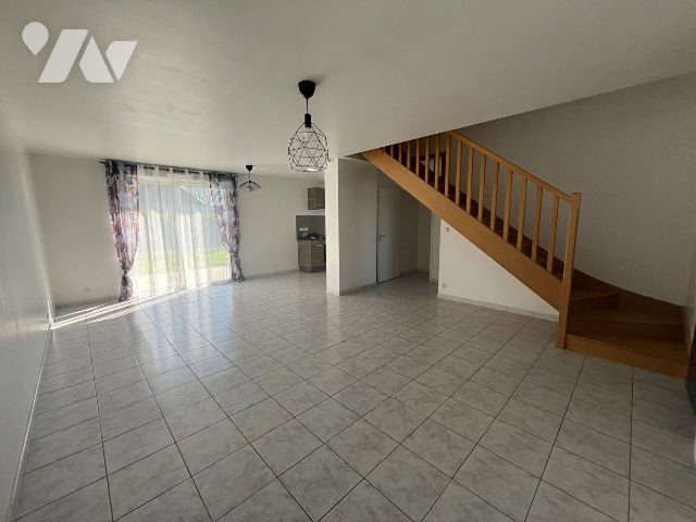 Maison à louer, 91m², Montfort-sur-Meu