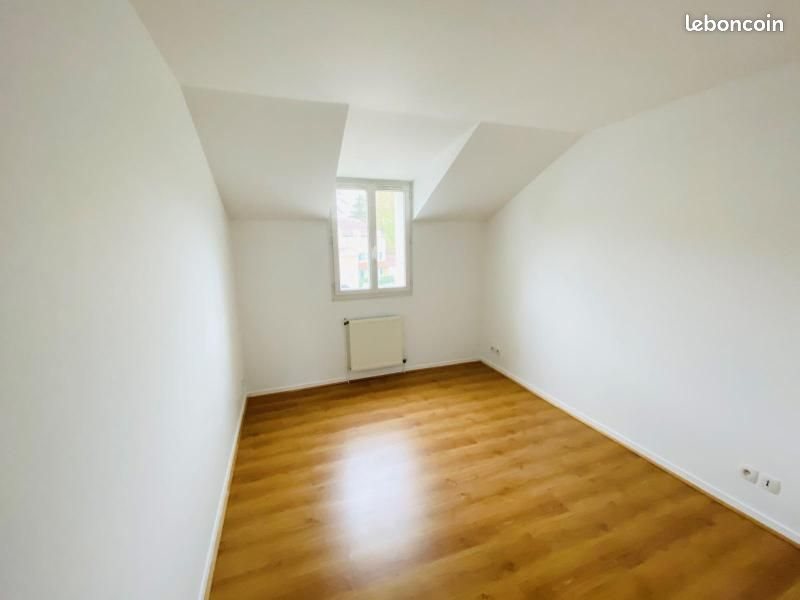Appartement à louer, 83m², Charnay-lès-Mâcon