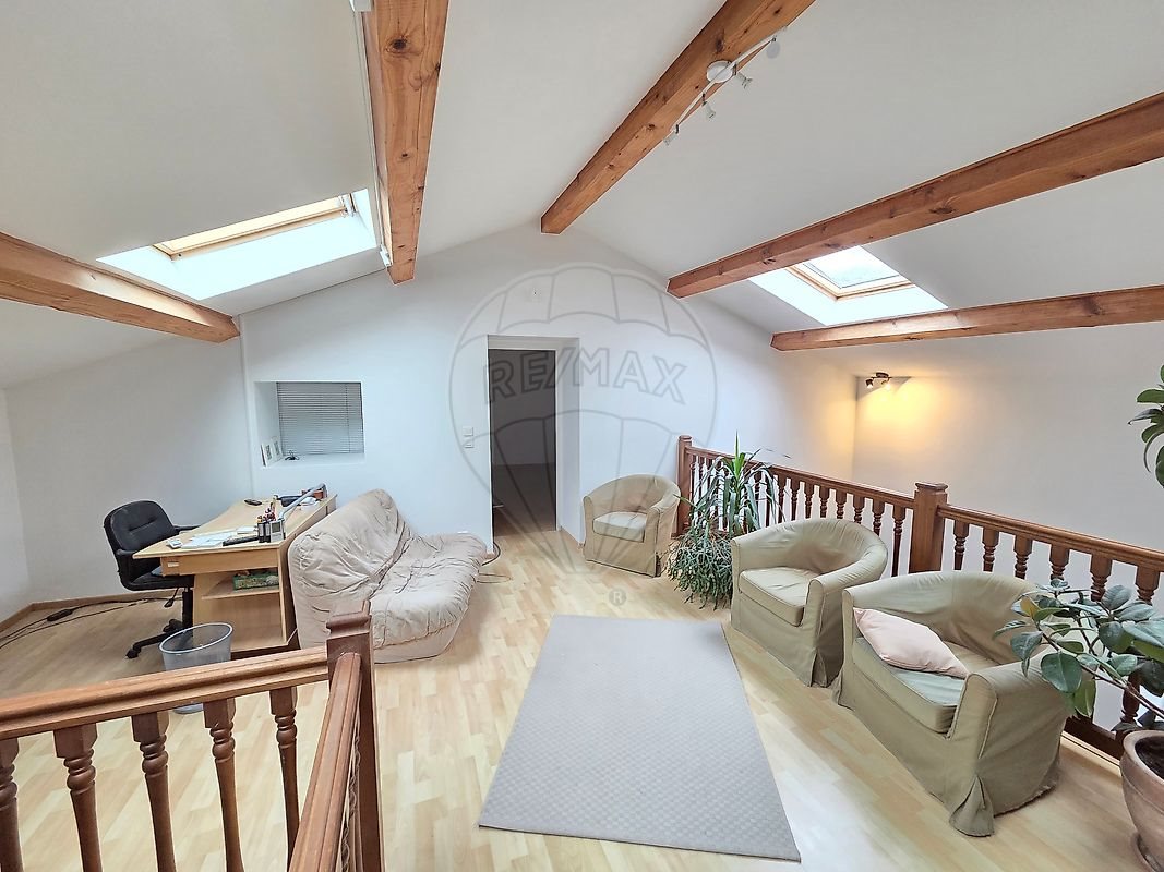 Maison à louer, 177m², Limas