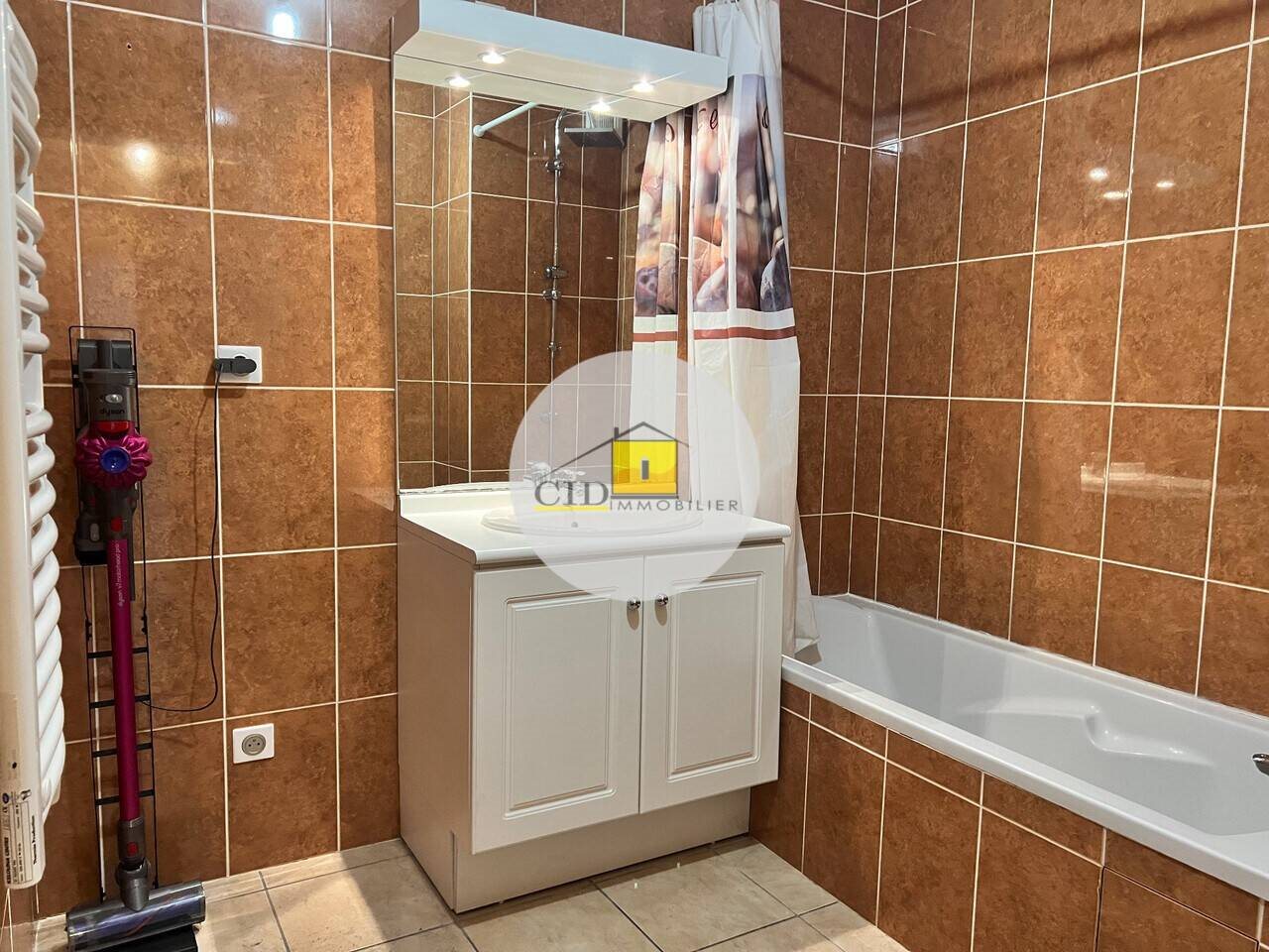 Appartement à louer, 60m², Saint-Laurent-de-Mure