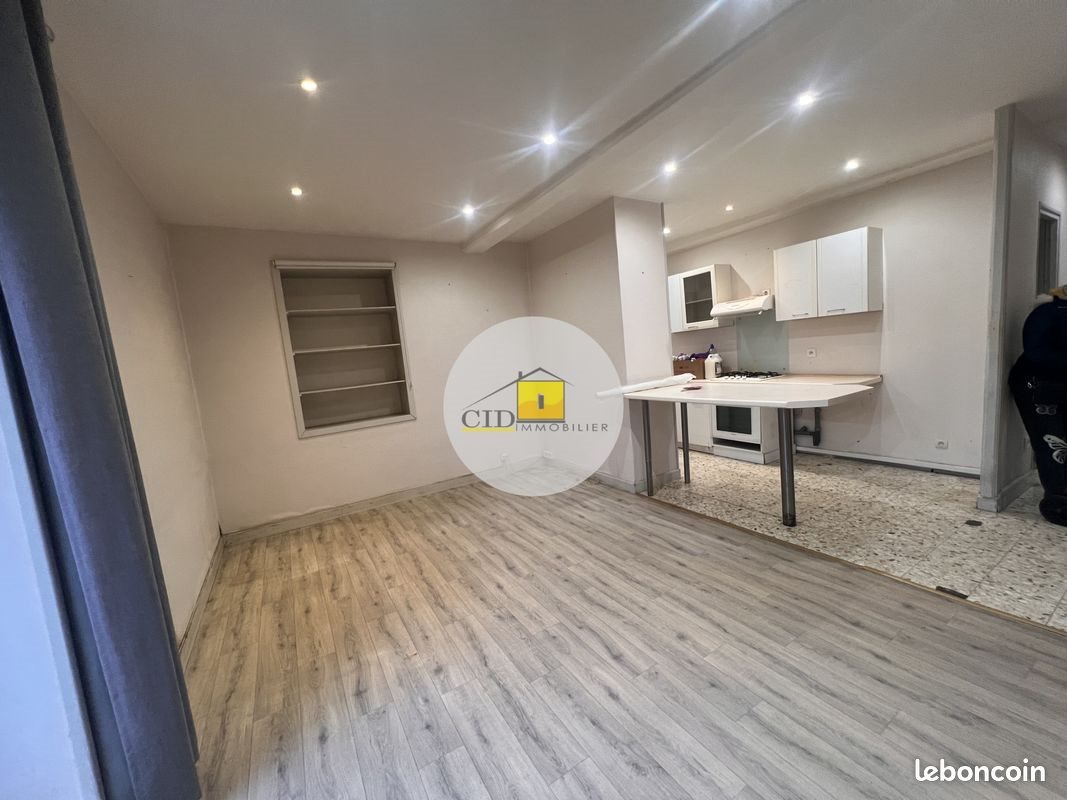Appartement à louer, 66m², Saint-Laurent-de-Mure