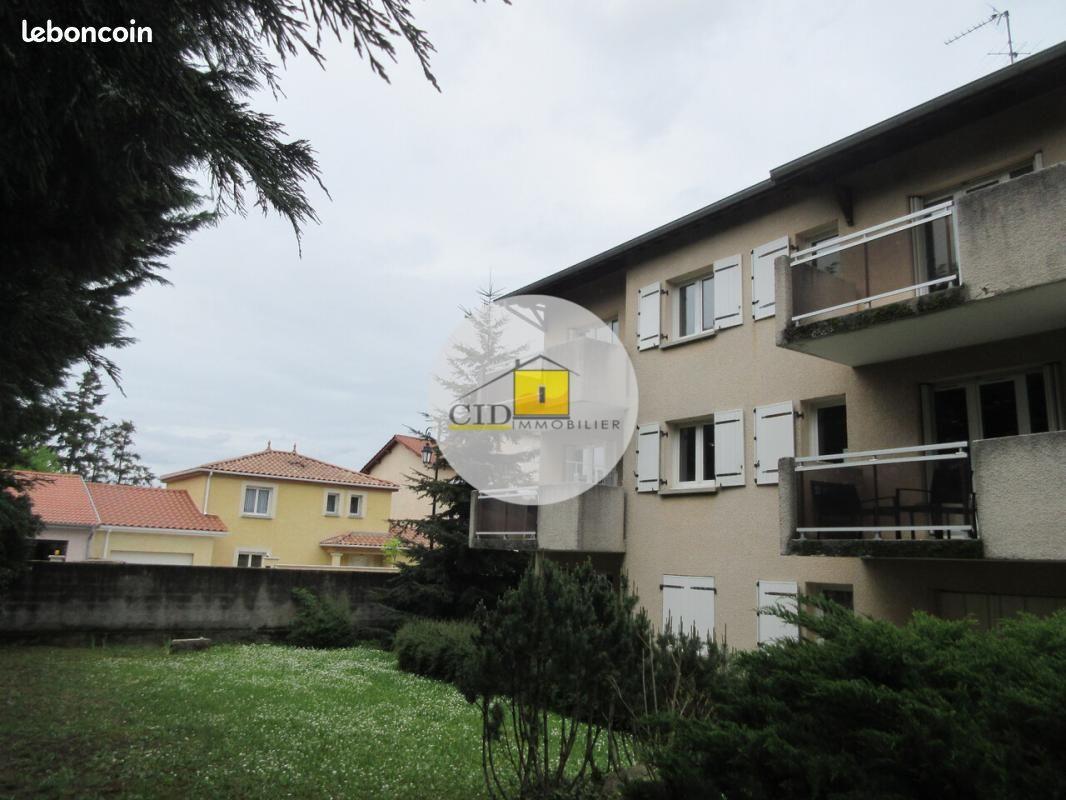 Appartement à louer, 43m², Saint-Laurent-de-Mure