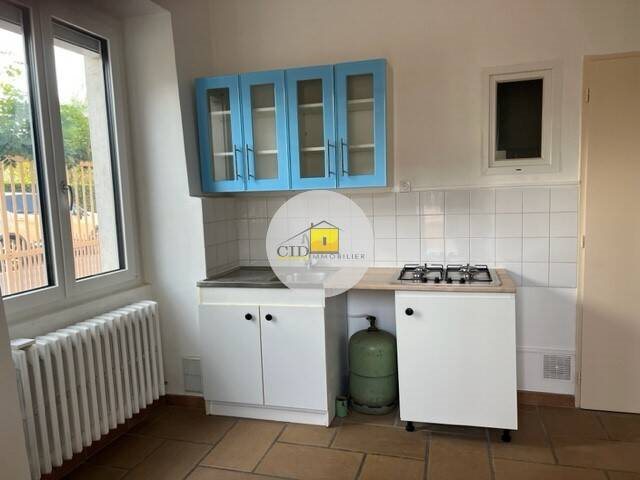 Appartement à louer, 36m², Saint-Laurent-de-Mure