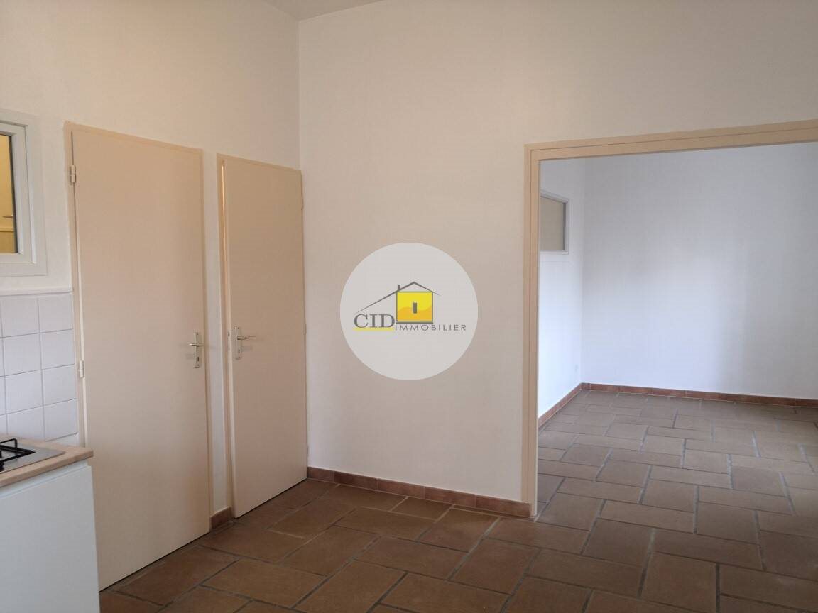 Appartement à louer, 36m², Saint-Laurent-de-Mure