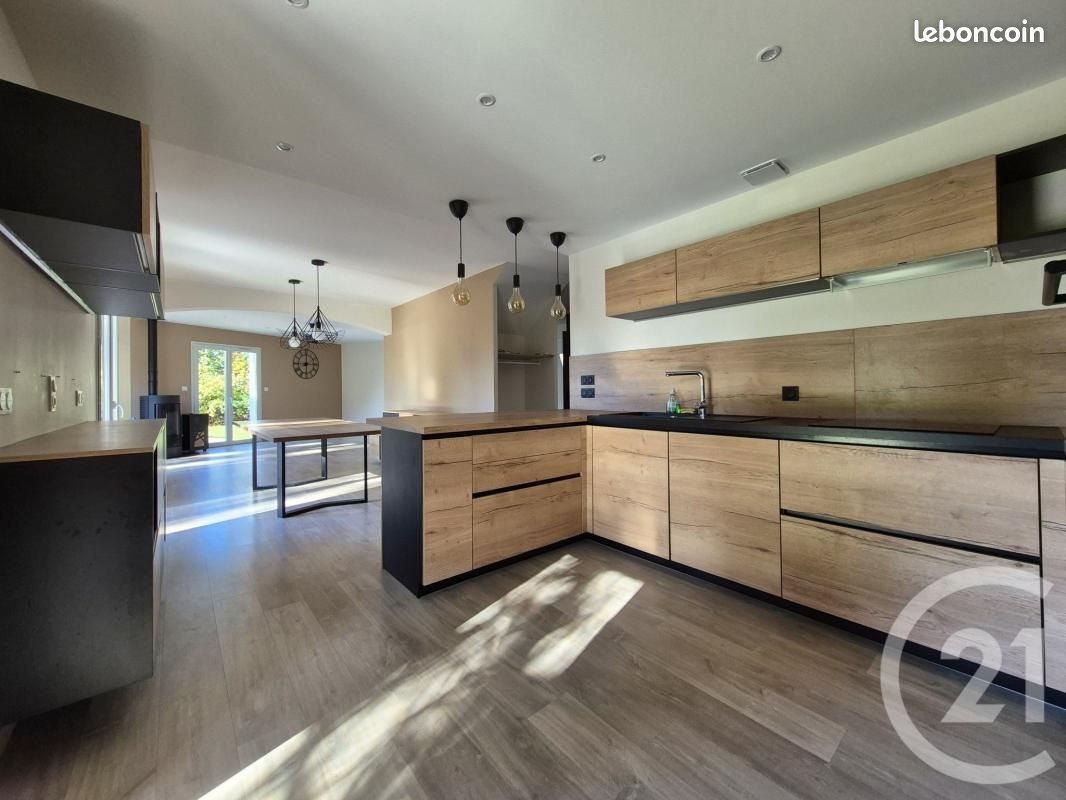 Maison à vendre, 176m², Saint-Bernard