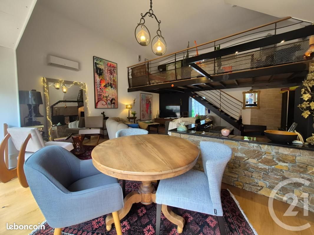 Maison à vendre, 186m², Arnas