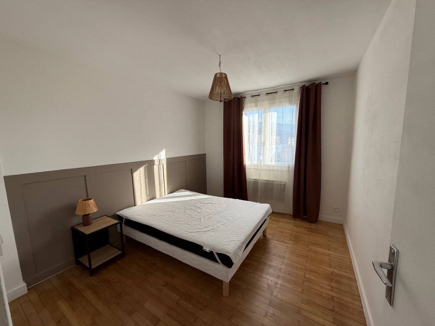 Appartement à louer, 54m², Grenoble