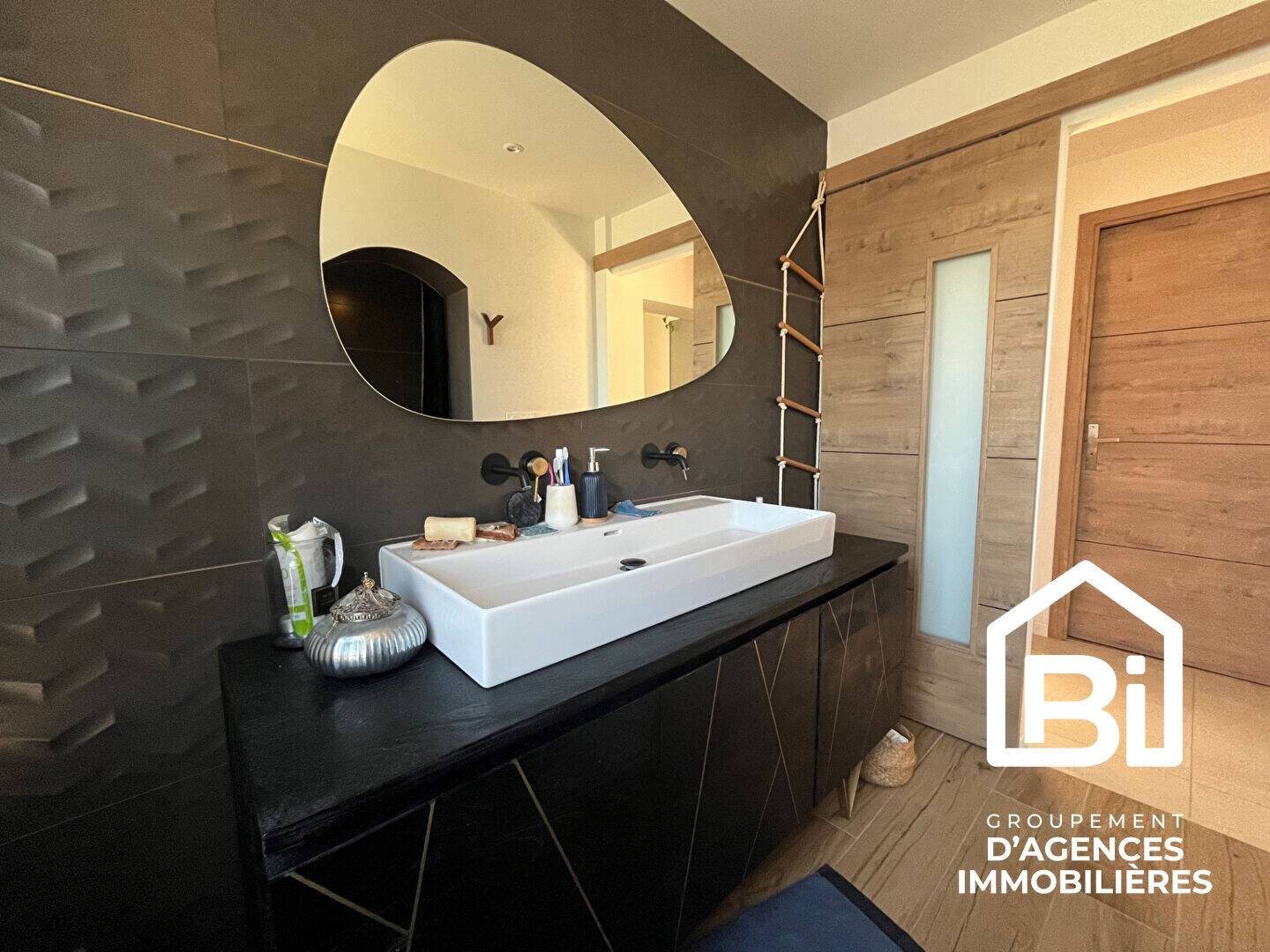 Maison à vendre, 204m², Caen