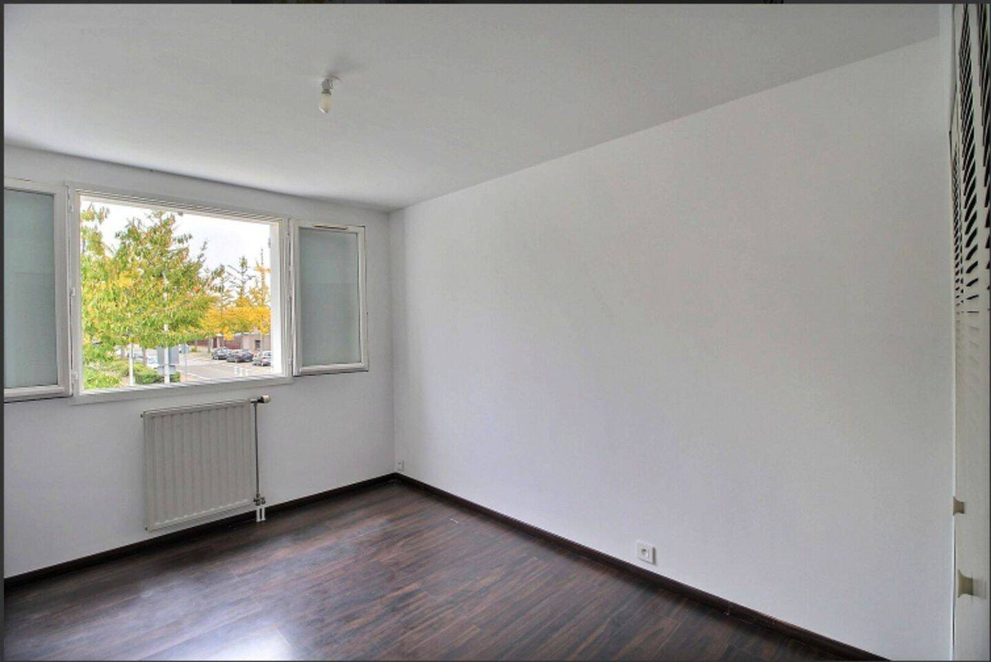 Maison à louer, 102m², Montigny-le-Bretonneux