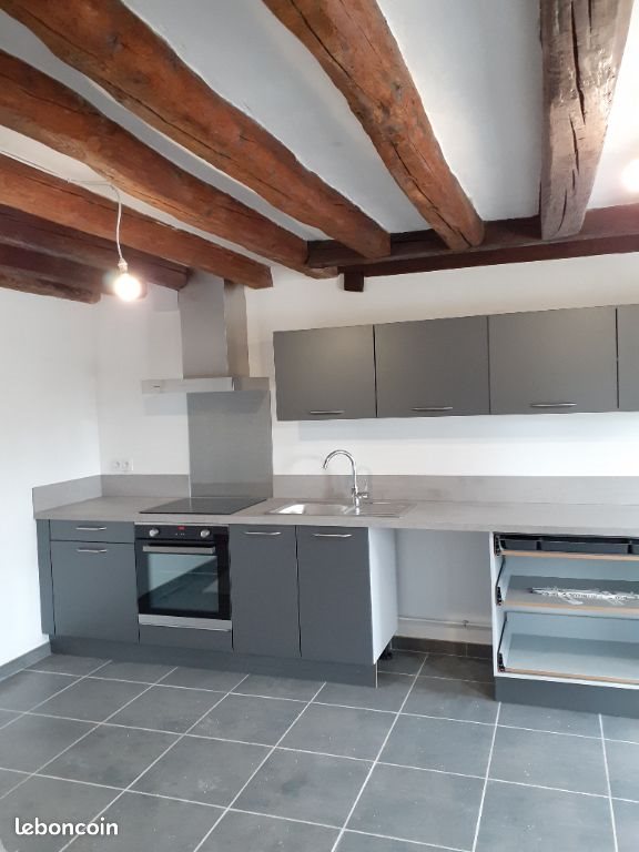 Maison à louer, 93m², Rugles