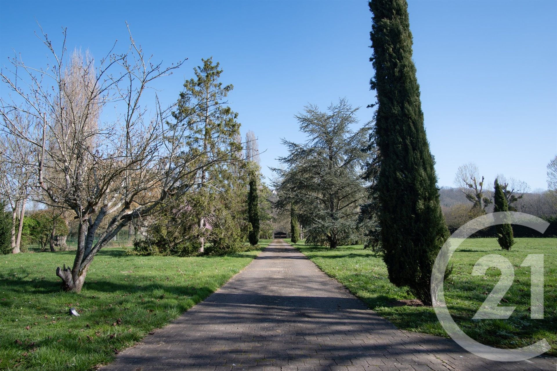 Maison à vendre, 350m², Pacy-sur-Eure