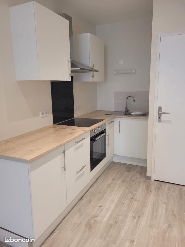 Appartement à louer, 44m², Lons-le-Saunier