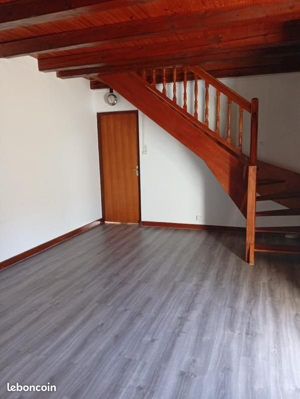 Appartement à louer, 82m², Avignon-lès-Saint-Claude