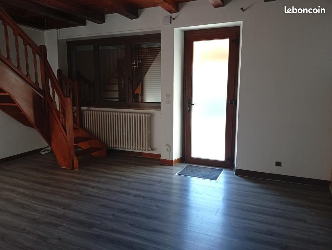 Appartement à louer, 82m², Avignon-lès-Saint-Claude