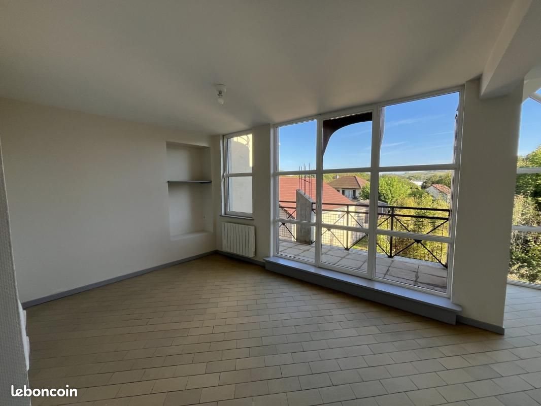Appartement à louer, 72m², Arbois