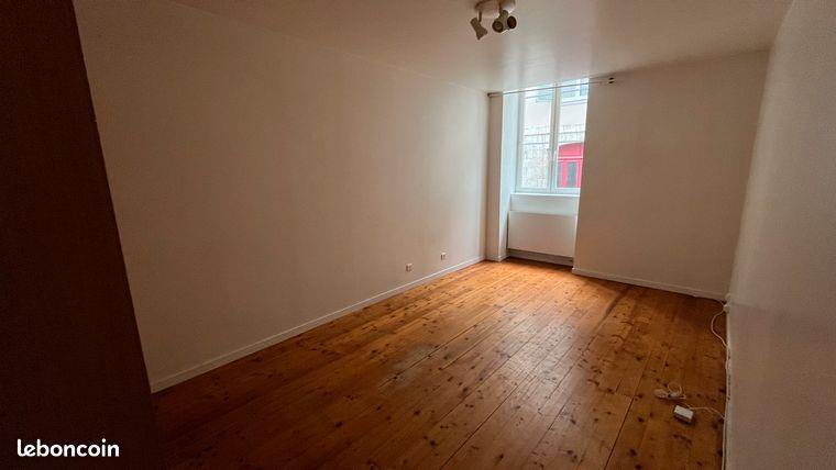 Appartement à louer, 45m², Salins-les-Bains