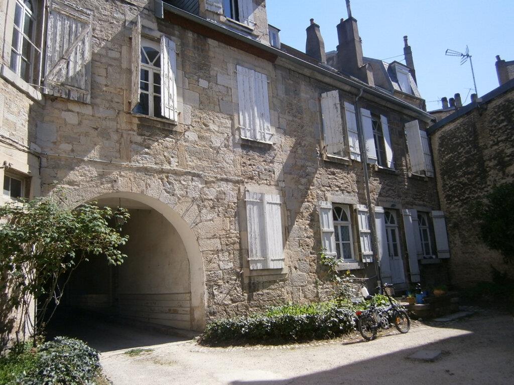 Appartement à louer, 145m², Besançon