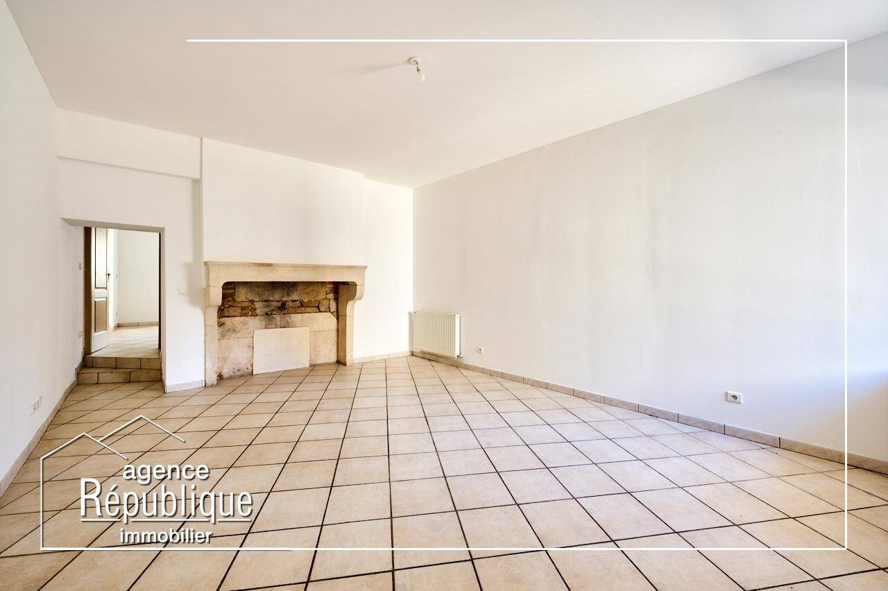 Maison à louer, 115m², Chaignay