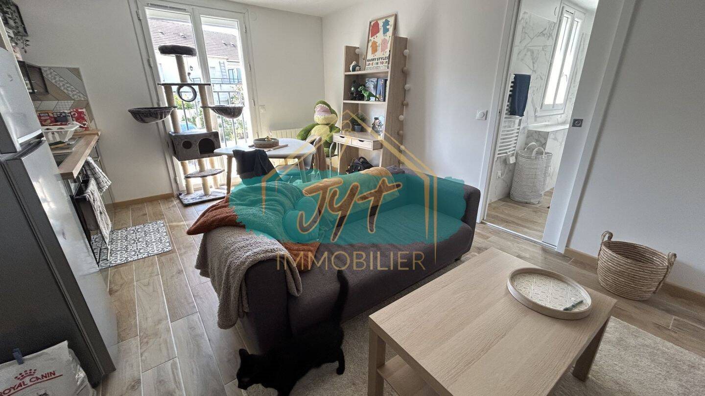 Appartement à louer, 34m², Louvres