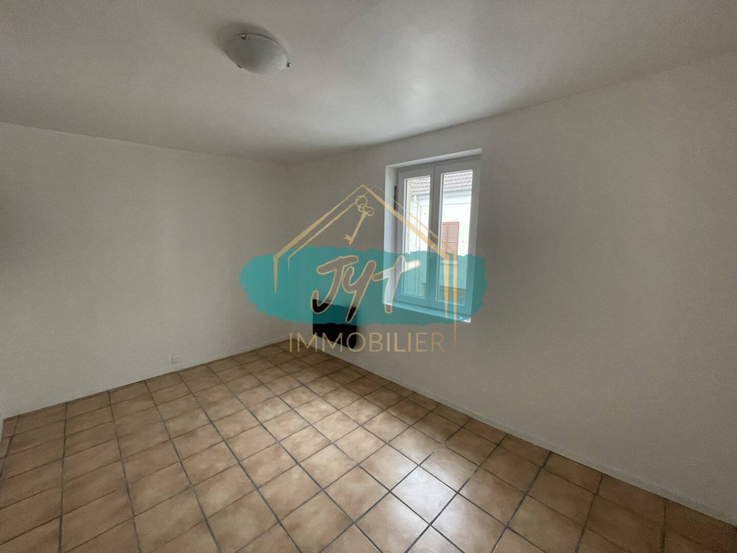 Appartement à louer, 31m², Louvres