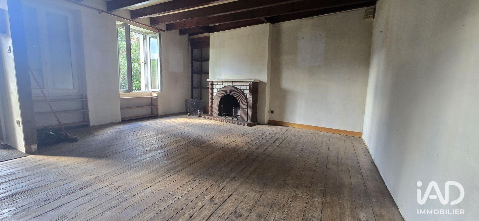 Maison à vendre, 114m², Aigondigné