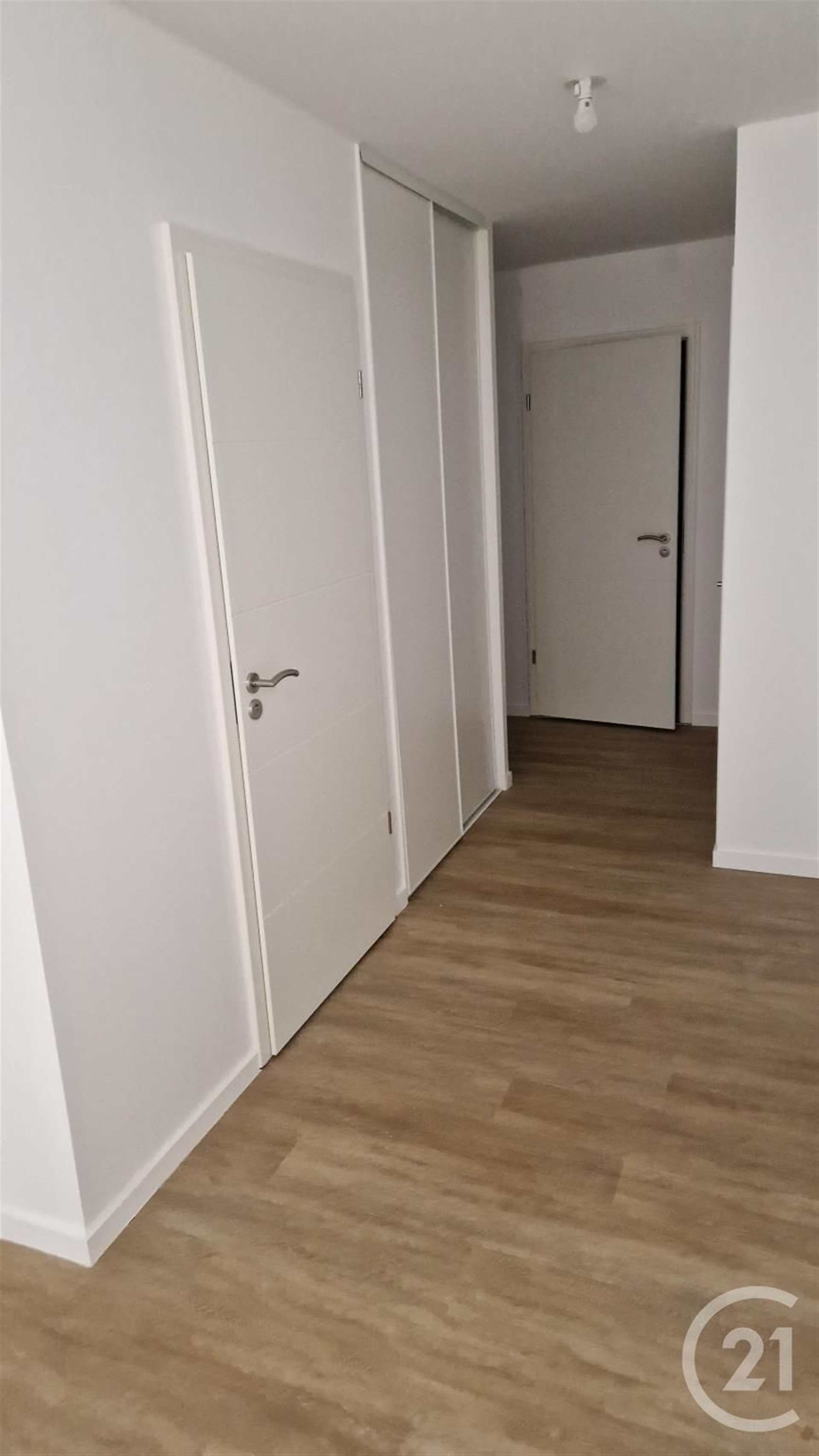 Appartement à louer, 71m², Les Hôpitaux-Neufs
