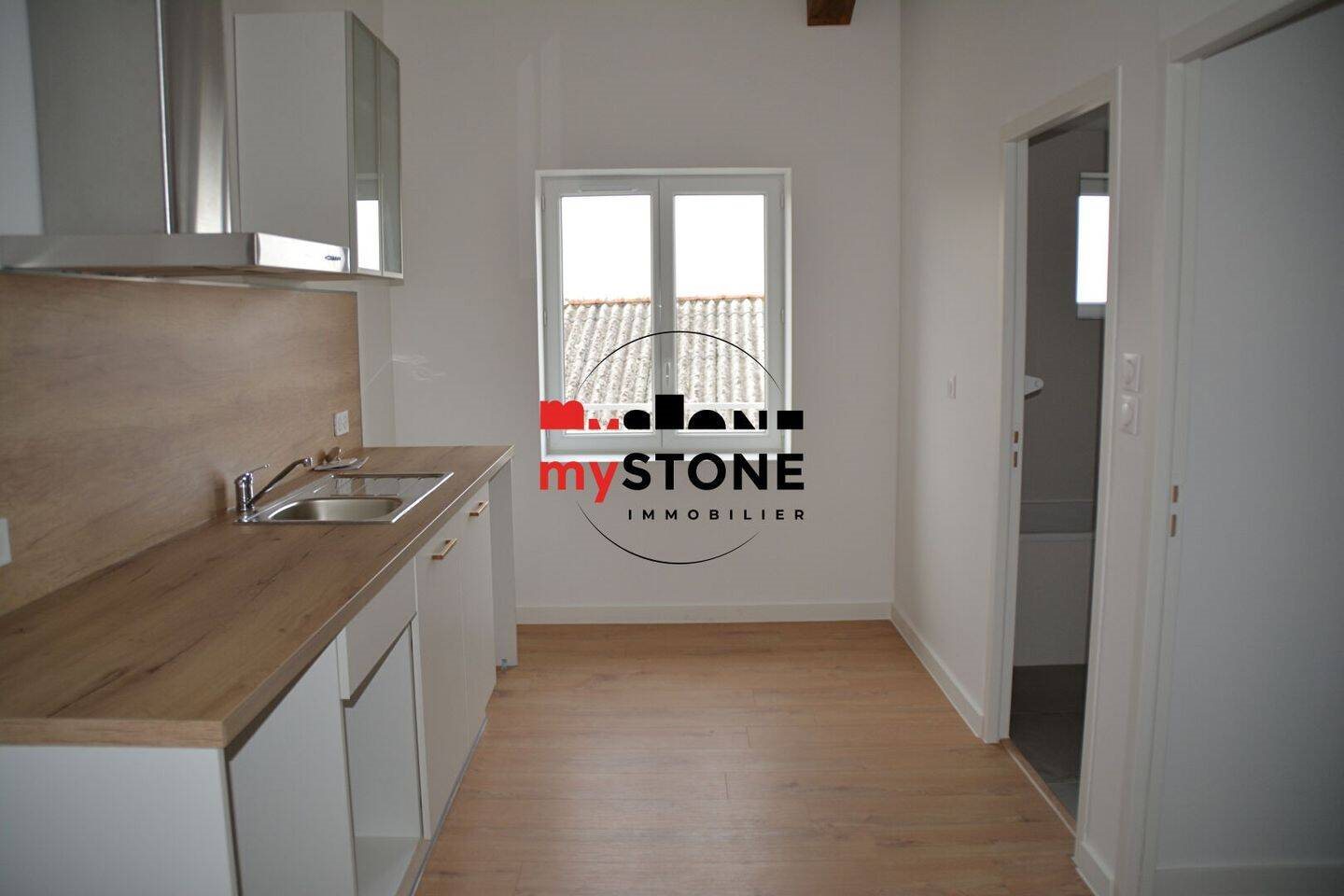 Appartement à louer, 116m², Saint-André-de-Corcy