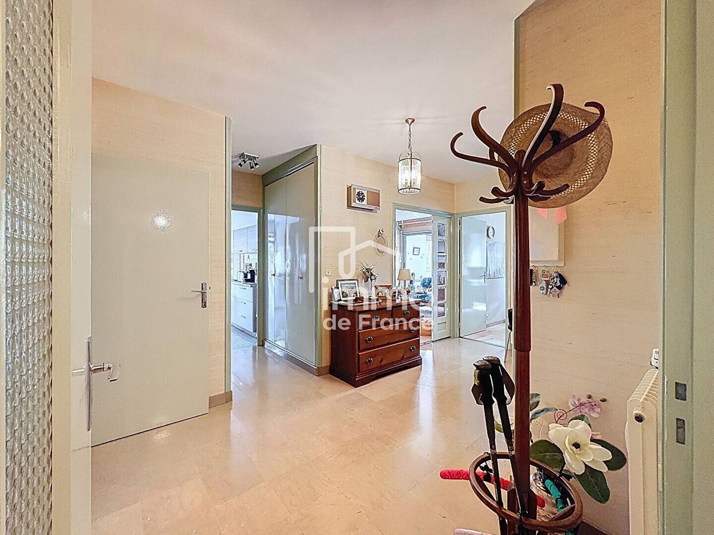 Appartement à vendre, 138m², Oyonnax