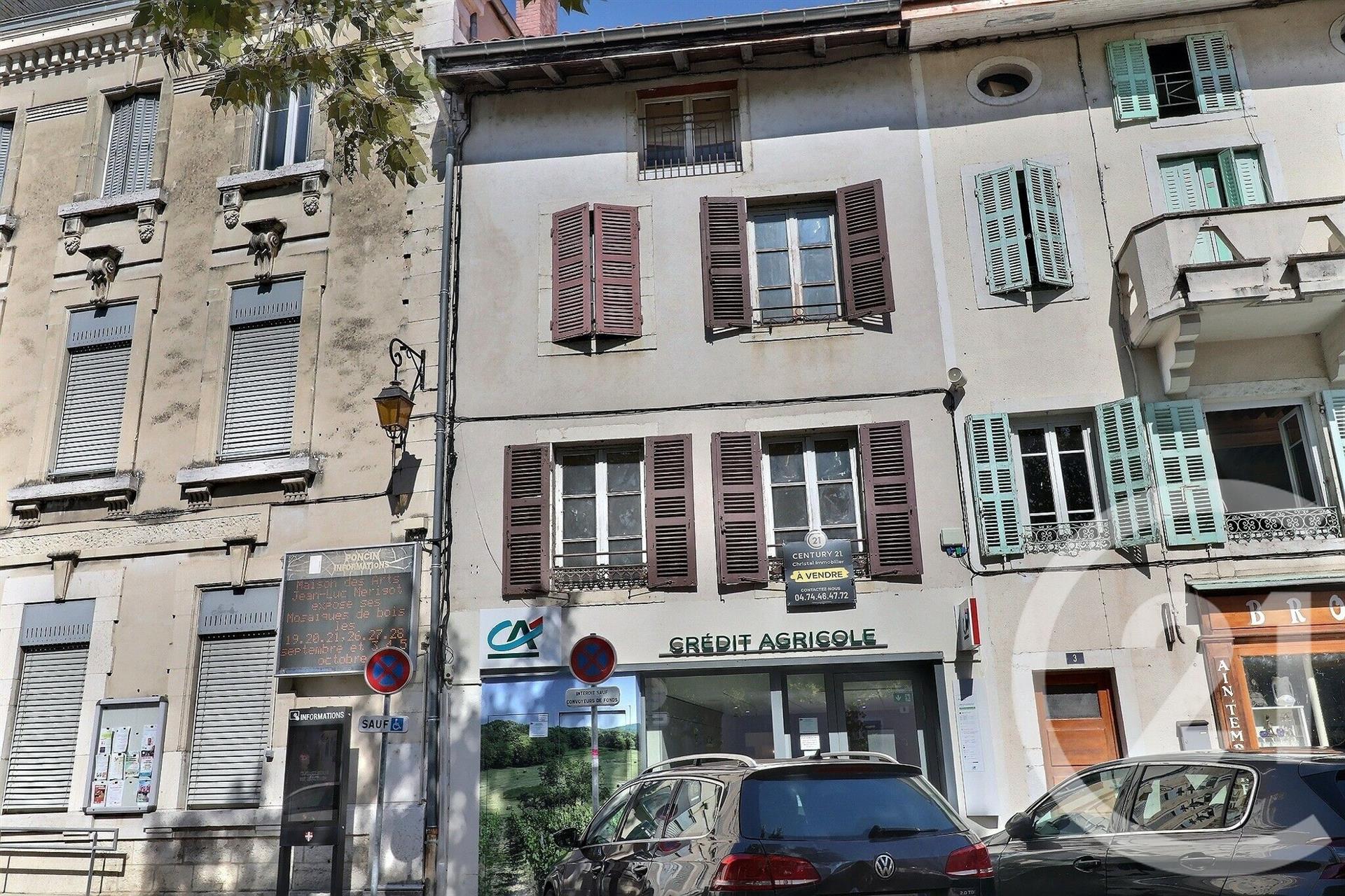 Appartement à vendre, 304m², Poncin