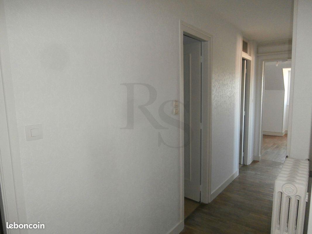 Appartement à louer, 62m², Falaise