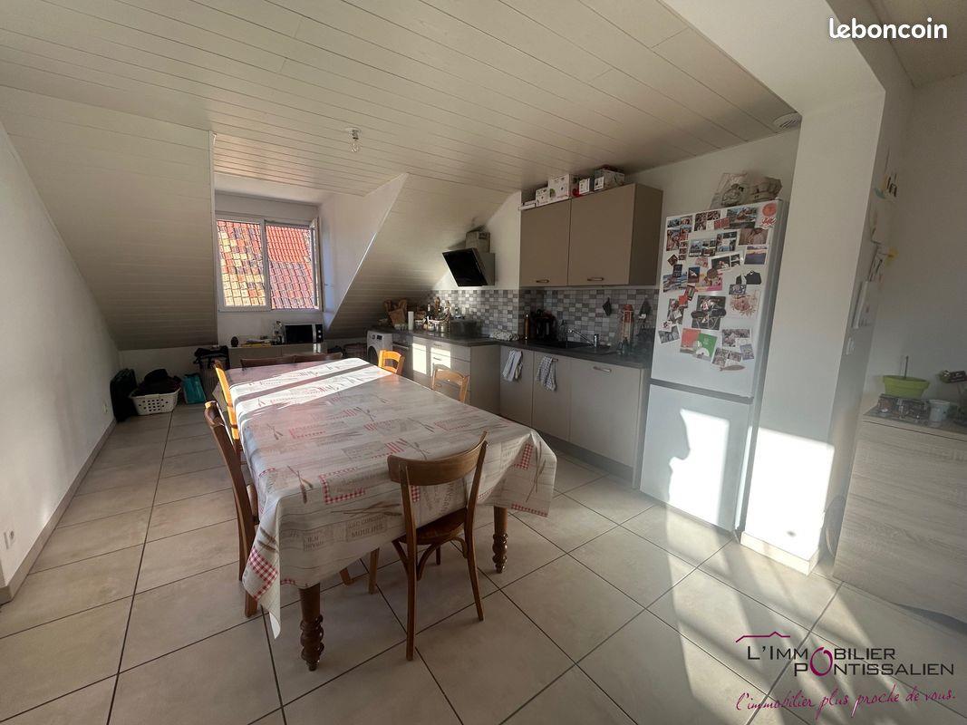 Appartement à louer, 63m², Ouhans