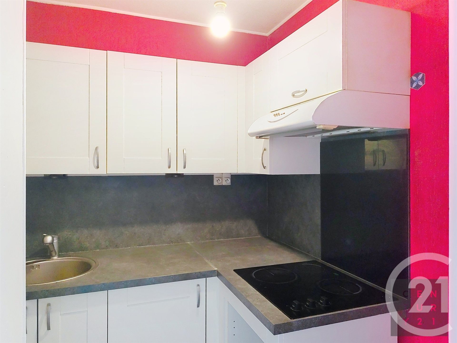 Appartement à vendre, 26m², Saint-Julien-les-Villas