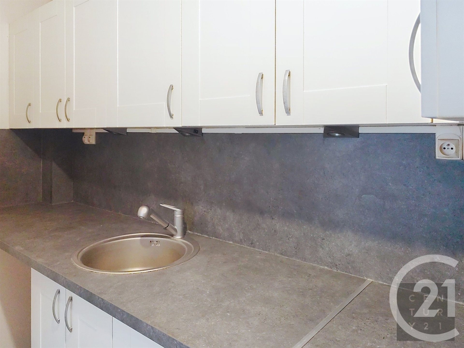 Appartement à vendre, 26m², Saint-Julien-les-Villas